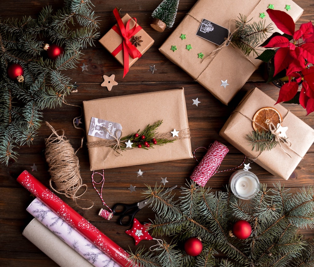 Seis ideas para reutilizar todo el papel de regalo de esta Navidad